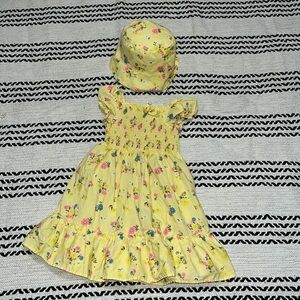 Size 4 Girls Floral Summer Dress With Matching Hat NWOT